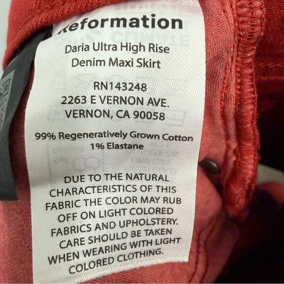 Reformation Jeans Daria Ultra High Rise Denim Maxi Skirt in lipstick Red size 26 - Picture 7 of 10